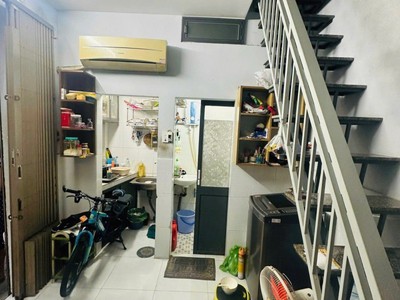 Huỳnh văn chính   tân phú   hẻm xe hơi 6m   3 tầng   có dòng tiền 5 triệu/tháng   chỉ 2.35 tỷ 3