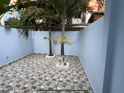 Bán nhà hẻm xe tải quốc lộ 13 100m2 4m x 25m ngay kdc hồng long chỉ 9 tỷ tl 3