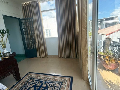 Bán nhà gần chợ đầm chỉ 4,2 tỷ   2 mặt tiền   sổ hồng hoàn công   trung tâm nha trang 3