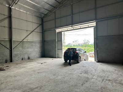 Cho thuê kho xưởng ở bắc hồng, đông anh, hà nội. diện tích 500m xưởng cao 9.5 m xe container đỗ cửa 0