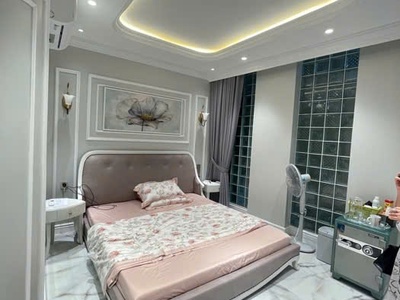 Siêu hiếm, bán nhà lạc long quân, ô tô tránh vào nhà, thang máy, chỉ 21 tỷ 3