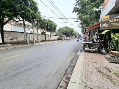 Bán nhà mặt tiền  cầu xéo - gần tân kỳ tân quý vào, 4x16,5m, cấp 4, tiện xây, sổ a4, 10,5 tỷ. 0