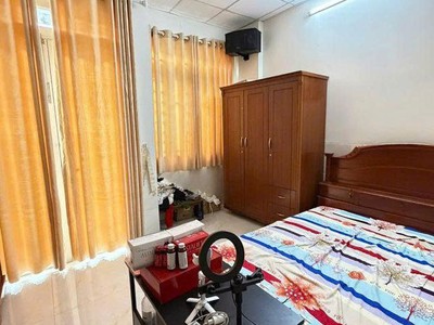 Nhà tân phú   ngay văn cao   sát mặt tiền   nhà mới 2 tầng   4 x 11    nhỉnh  5 tỷ 4