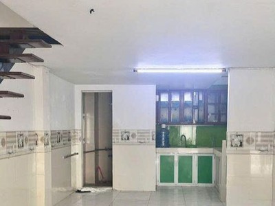 Nhà góc 2 mặt tiền   hxh   dt 64 m2  4x16    bình tân    gần aeon tân phú   nhỉnh 6 tỷ 1