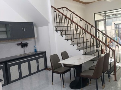 Nhà đẹp   giá tốt   chính chủ cần bán nhà tại 15/25 đường lê quý đôn, thành phố quảng ngãi 2