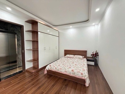 Bán nhà định công thượng  ngay cầu lủ  35m  x 6t thang máy -cách ô tô tránh 10m -full nội thất 3