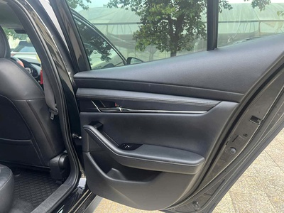 Cần bán xe Mazda 3 LUXURY 2022 5