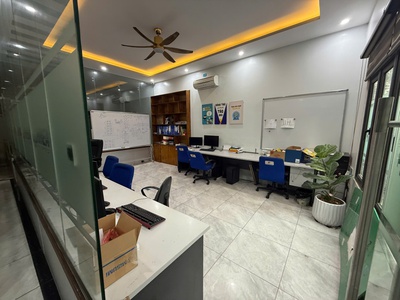Cho thuê mặt bằng / văn phòng   150m    đông anh 2