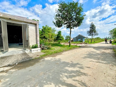 Lô đất trục chính Đông Phú giá chỉ nhỉnh 1 tỷ 0