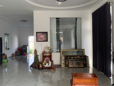 Bán biệt thự sân vườn 2 tầng 520m2,shr thổ cư,đường xe hơi,gần sông nên rất mát 0