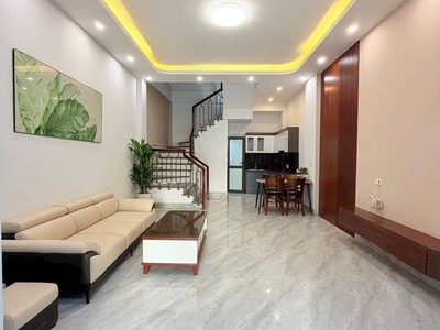 Bán căn nhà 4 tầng mặt phố Trương Hán Siêu, ph Nhị Châu, TP HD, 55m2, mt 4m, 3 ngủ 2