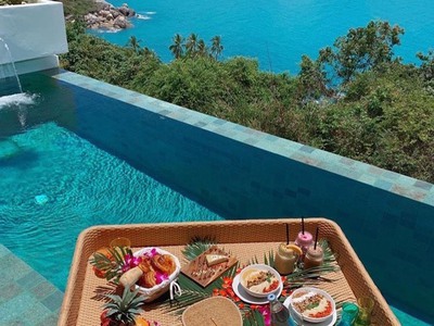 Khay nổi hồ bơi mây nhựa 5