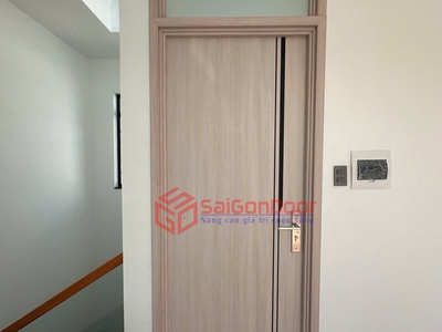 Cửa Nhựa Composite Phôi Đen-Khỏe Từ Lõi Đẹp Từ Ngoài 0