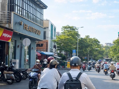 Hiếm có khó tìm   nhà rộng đẹp - hoàng dư khương, phường 12, quận 10   hẻm xe hơi quay đầu   5 tầng 1