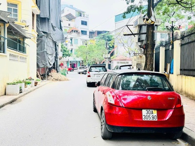 Siêu phẩm kinh doanh 10m ra ô tô  tránh 2 mặt thoáng dt sẵn có 55m 3 tầng mt:3.3m  giá 16.8tỷ 0