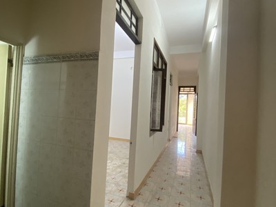 Nhà 4 tầng mt nguyễn tất thành 125m  view biển hải châu giá 19.5 tỷ 3