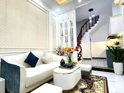 Bán gấp giá rẻ căn hộ phạm ngọc thạch 48m, tầng 4, mặt tiền 4m, 2.3 tỷ đống đa. 1