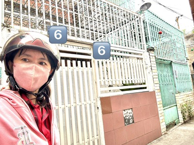 Bán nhà đẹp 2 tầng btct kiên cố- ngang nở hậu- đ. đoàn văn bơ- lưu thông tôn đản- gần trường đh 0