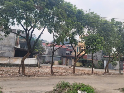  Lô Đất Full Thổ Cư Đắc Địa Nằm Ngay Trung Tâm chợ Phường Kỳ Sơn   nằm giữa QL6 và Cao Tốc Hà Nội 0