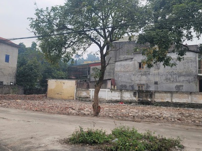  Lô Đất Full Thổ Cư Đắc Địa Nằm Ngay Trung Tâm chợ Phường Kỳ Sơn   nằm giữa QL6 và Cao Tốc Hà Nội 3