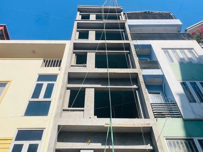 Tđc thạch bàn  40m x 7 tầng thang máy  vỉa hè kinh doanh hay làm vp  giá chỉ hơn 19 tỷ 0