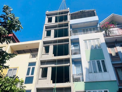 Tđc thạch bàn  40m x 7 tầng thang máy  vỉa hè kinh doanh hay làm vp  giá chỉ hơn 19 tỷ 4