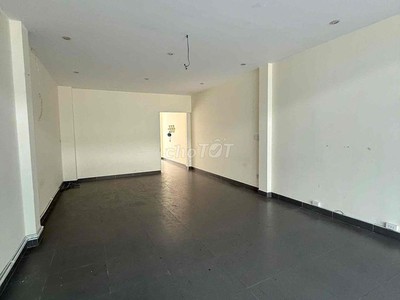 Mặt tiền Chương Dương,P.Linh Chiểu,TP Thủ Đức,3 tầng,5PN 3WC,DTSD  260m2,giá 27tr/tháng 1