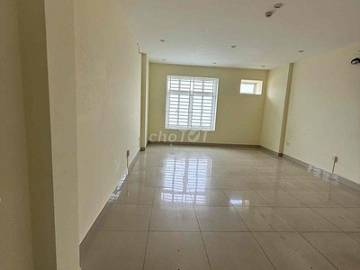 Mặt tiền Chương Dương,P.Linh Chiểu,TP Thủ Đức,3 tầng,5PN 3WC,DTSD  260m2,giá 27tr/tháng 7