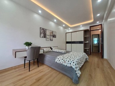 Bán Nhà Ngõ 206 Cổ Linh, Long Biên 33m2, 5T giá 7,5 tỷ 1
