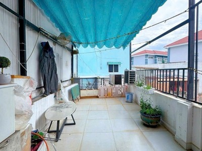 Ngay phố ẩm thực phan xích long - vài bước ra mặt tiền - nhà mới 4 tầng full nt ở ngay - 2pn   sân 4