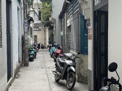 Nhà mới ở ngay - phú thọ hòa   tp   2 tầng   hẻm 3m   chỉ 3.35 tỷ. 3