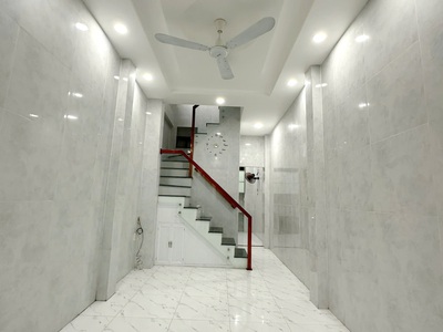 Nhà mới 2 lầu/sân thượng bùi huy bích p12 q8 0