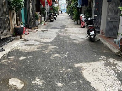 Bán đất tặng nhà c4 diêm gỗ - ngô gia tự- 45m mặt tiền 4,5m- oto- ngõ nông- nhỉnh 6 tỷ tl 1