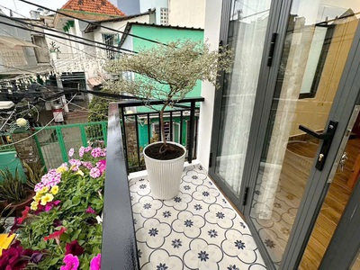 Nhà góc 2 tầng hẻm 225 tạ quang bửu p.chánh hưng. giá: 3.7 tỷ 4