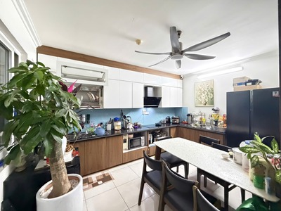 Chung cư đại kim bilding/trần hoà. căn góc, 70m-2pn, 2wc,2 ban công - view hồ. giá 5,9 tỷ 0