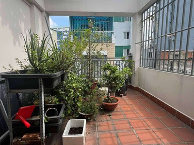 Nhà hxh đường lý thái tổ phường 9 quận 10 cũ. 4