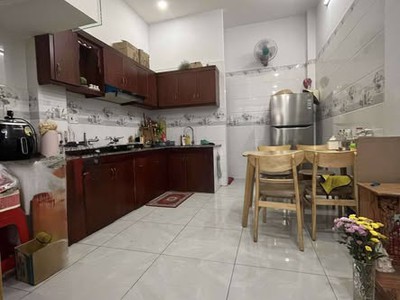 Nhà hxh đường lý thái tổ phường 9 quận 10 cũ. 2