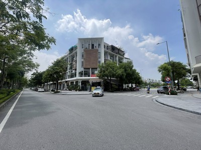 Bán nhà 6 tầng khu phân lô ngõ 570 - 634 kim giang. vỉa hè - ô tô tránh. dt 64m2. 4