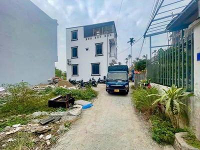 Lô góc tuyến 2 hải phòng   đối diện tđc đường sắt hoà nghĩa   giá 1.9x tỷ  vị trí hiếm   zalo 0567 3