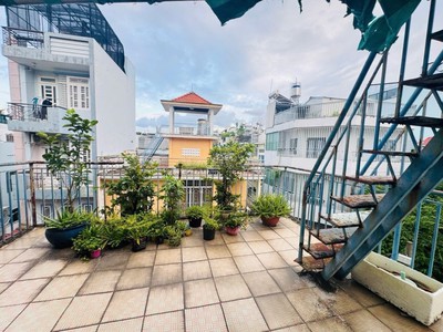 Bán nhà hxh ngủ đông nguyễn kiệm gòvấp 65m, 4tầng chỉ 7tỷ5, ngang6,5m 2