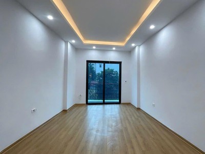 Siêu phẩm nhà mới 5 tầng liên mạc, bắc từ liêm, dt 30m2, mt 3,2m, ô tô đỗ cửa 1