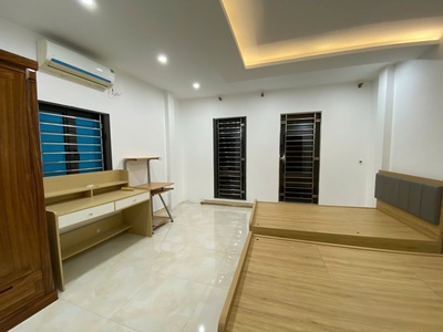 Cho thuê nhà nguyên căn ngõ 158 ngọc hà, 35m  x 5 tầng, 3pn, 13 triệu 1