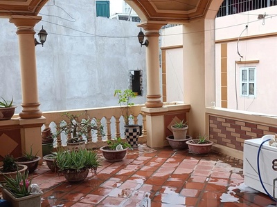 Cho thuê nhà nguyên căn ngõ 186 trần duy hưng, 50m  x 4 tầng, 4pn, 3wc, 16.5 triệu 0