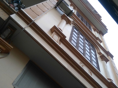 Cho thuê nhà nguyên căn ngõ 186 trần duy hưng, 50m  x 4 tầng, 4pn, 3wc, 16.5 triệu 2