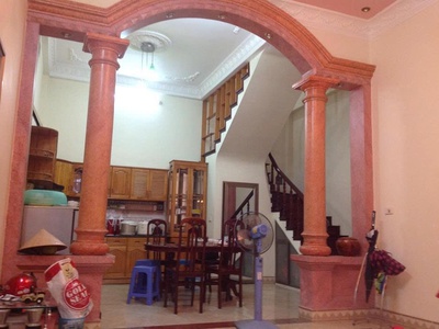 Cho thuê nhà nguyên căn ngõ 186 trần duy hưng, 50m  x 4 tầng, 4pn, 3wc, 16.5 triệu 3