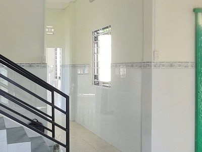 Cho thuê nhà nguyên căn góc 3 mặt tiền - Số 04 Nguyễn Du, TX Kiến Tường 3