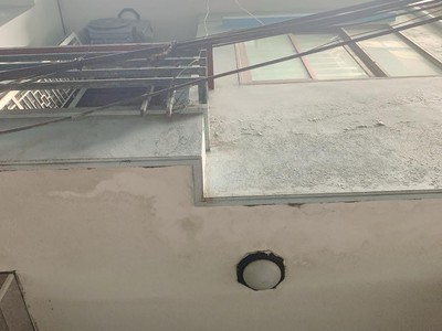 Cần bán gấp, nhà ngõ 21 lê văn lương-46m 5 tầng 4mmt- ngõ thẳng, thông- kinh doanh 4