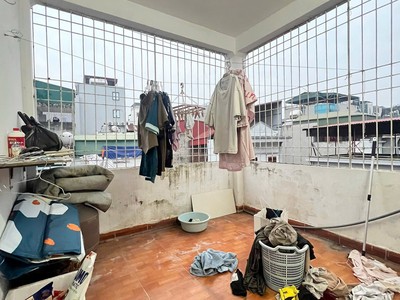 Cần bán gấp, nhà phố thanh liệt-lô góc- 40m 5 tầng 4mmt- ngõ thông- kinh doanh. giá 9 tỷ 4