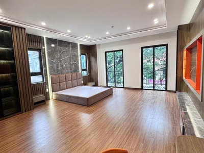 Vị trí  kim cương -1 căn duy nhất-đh tài nguyên-vỉa hè đá bóng,dt:55mx6t,mt 4m,12.9ty 2