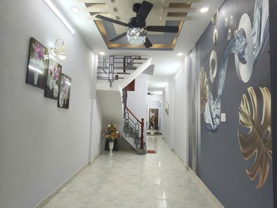 Bán siêu phẩm nhà đẹp sát chợ bùi minh trực p5-q8 giá chỉ 77tr/m. có phòng trệt cho ông bà 4